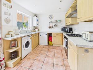 Kitchen- click for photo gallery